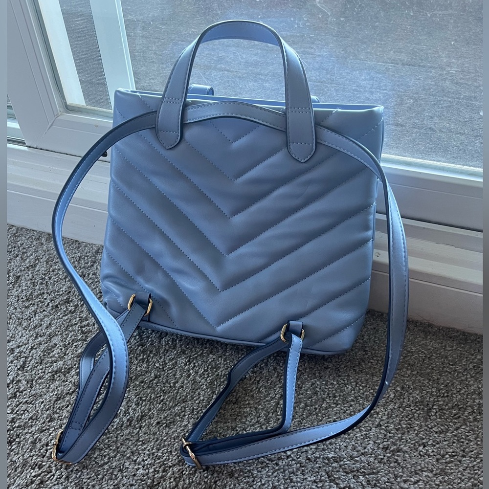 Blue purse - Picture 5 of 9